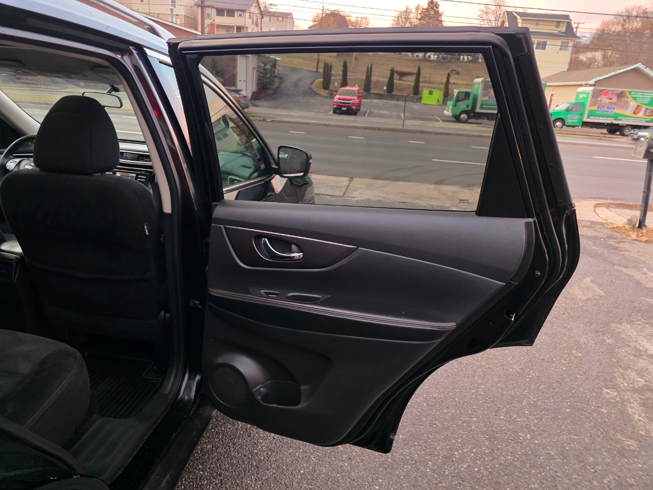 Nissan Rogue AWD 4dr SV 2015