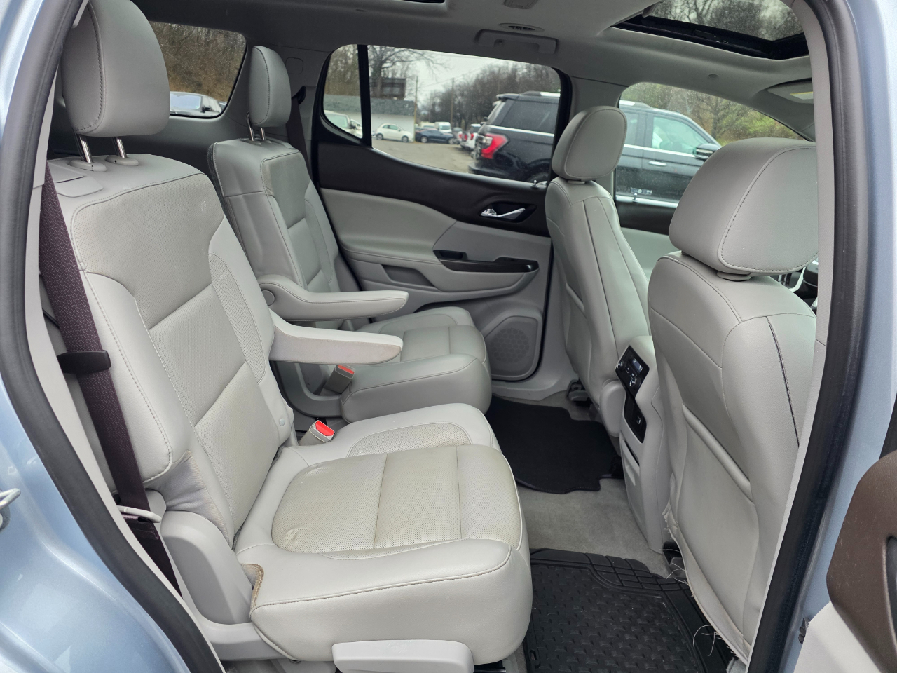 GMC Acadia AWD 4dr SLT w/SLT-1 2017