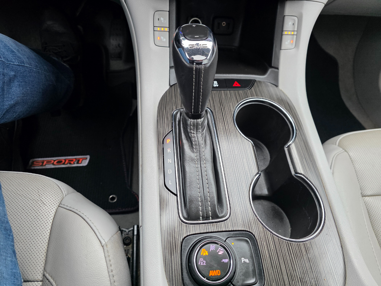 GMC Acadia AWD 4dr SLT w/SLT-1 2017