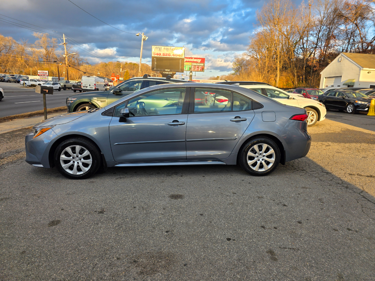 Toyota Corolla LE CVT (Natl) 2021