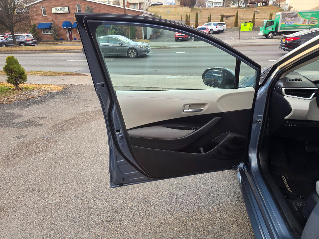 Toyota Corolla LE CVT (Natl) 2021