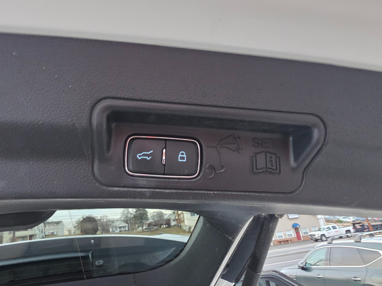 Ford Explorer XLT 4WD 2020