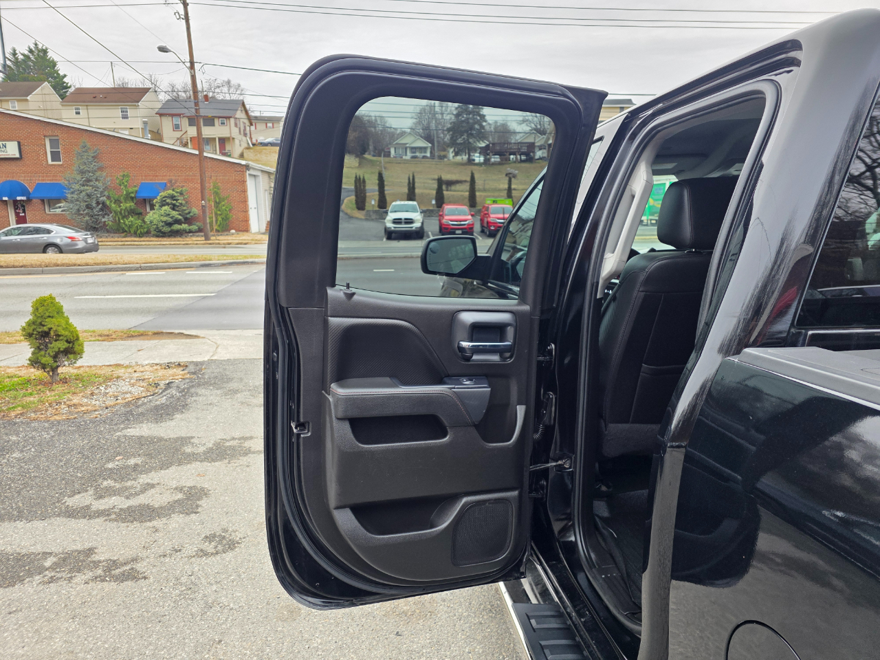 GMC Sierra 1500 4WD Double Cab 143.5" SLT 2016