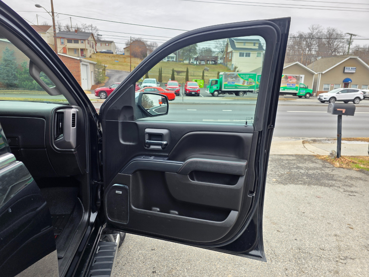 GMC Sierra 1500 4WD Double Cab 143.5" SLT 2016