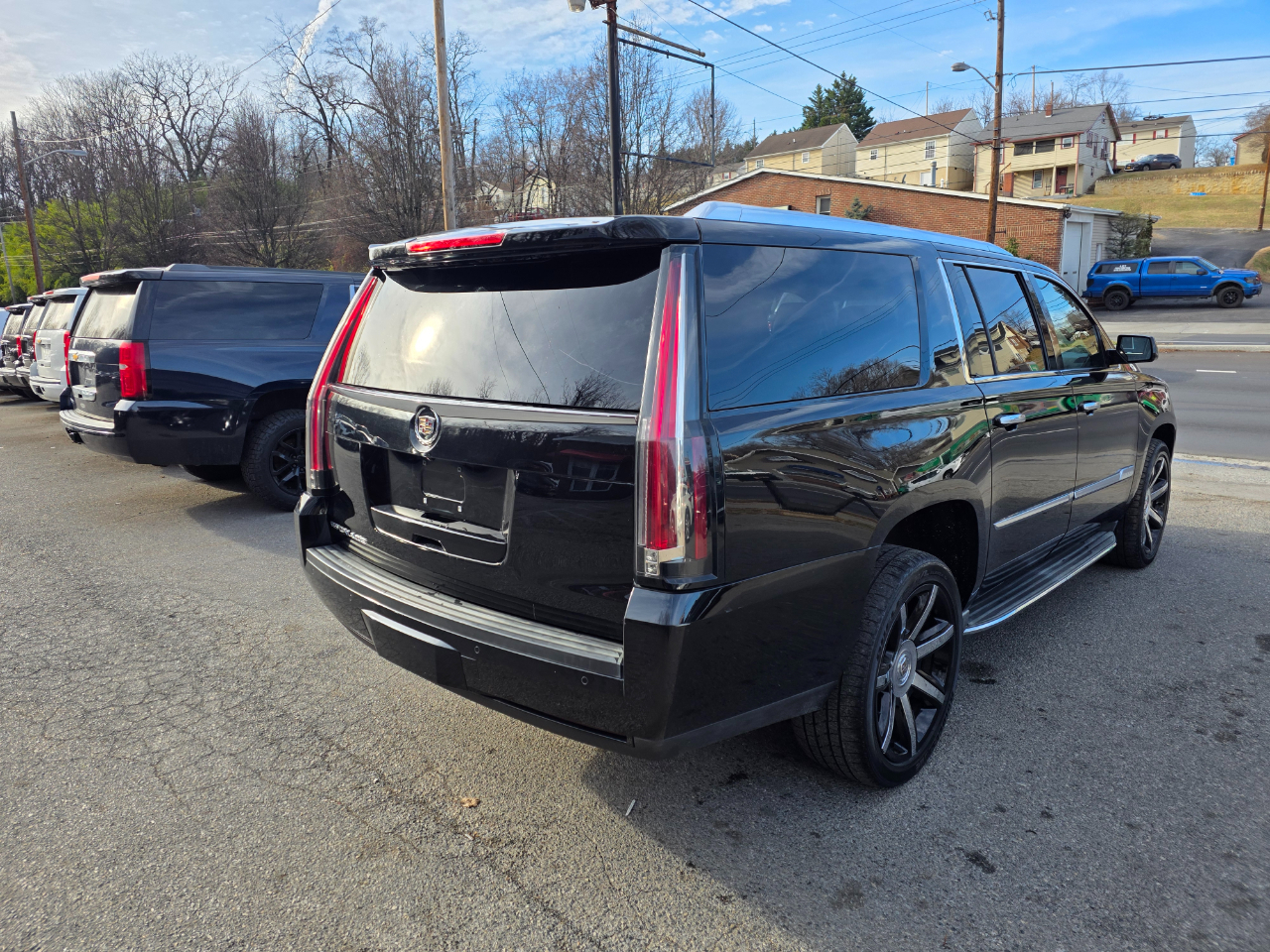 Cadillac Escalade ESV 4WD 4dr Premium 2015
