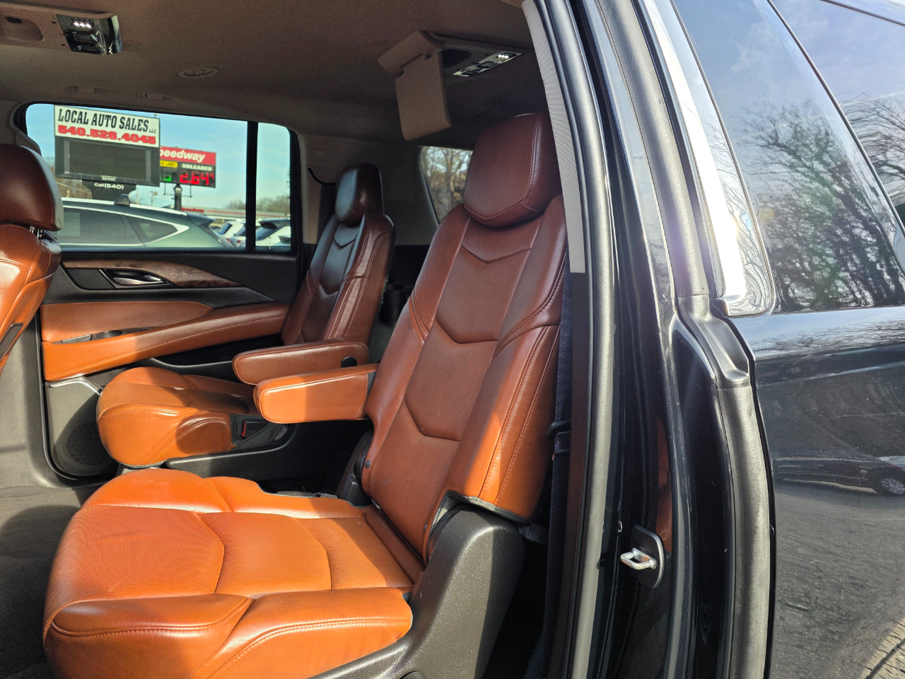 Cadillac Escalade ESV 4WD 4dr Premium 2015