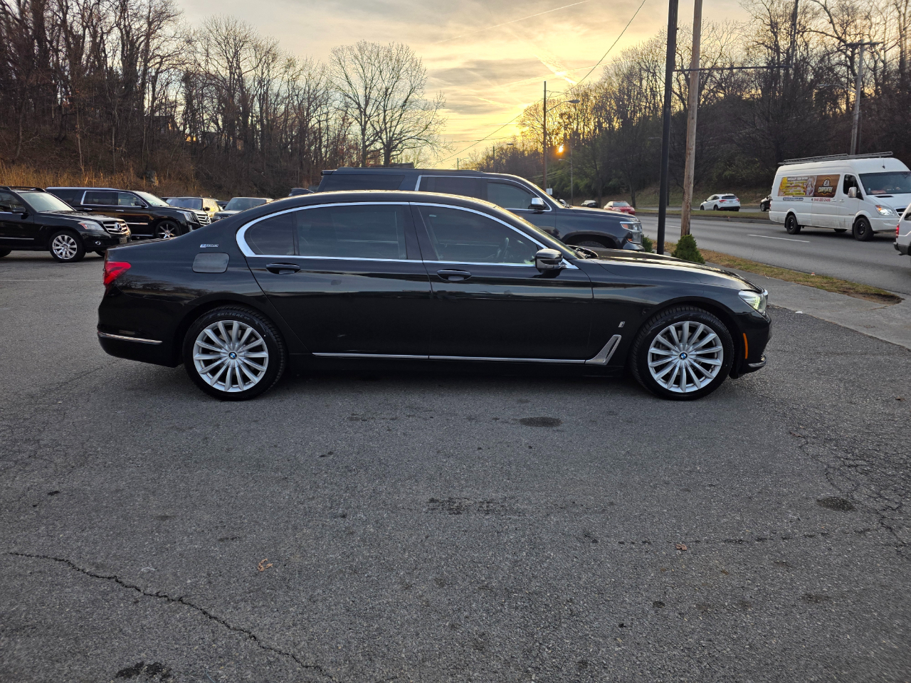 BMW 7 Series 740e xDrive iPerformance Plug-In Hybrid 2017