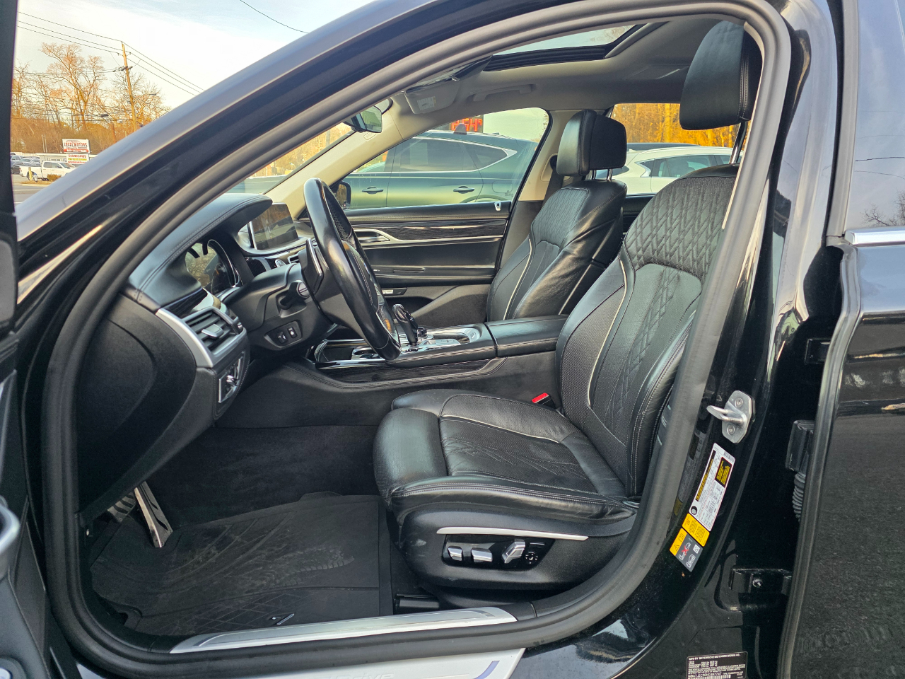 BMW 7 Series 740e xDrive iPerformance Plug-In Hybrid 2017