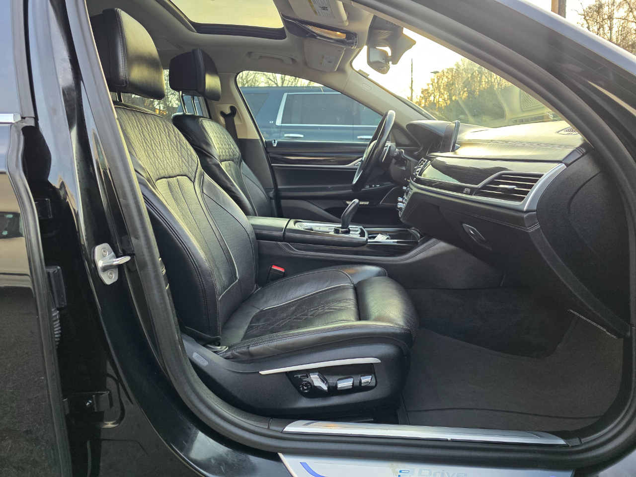 BMW 7 Series 740e xDrive iPerformance Plug-In Hybrid 2017