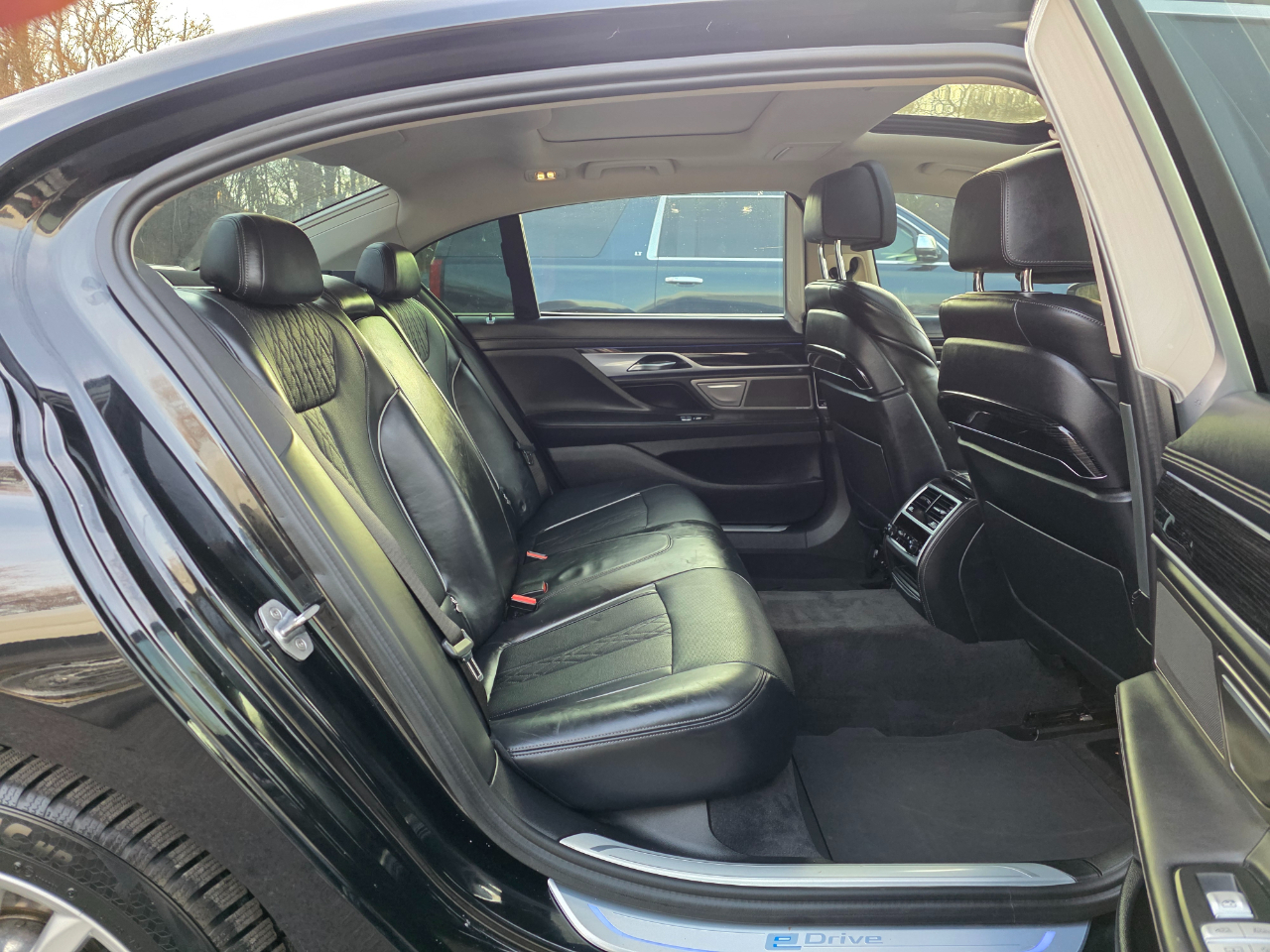 BMW 7 Series 740e xDrive iPerformance Plug-In Hybrid 2017