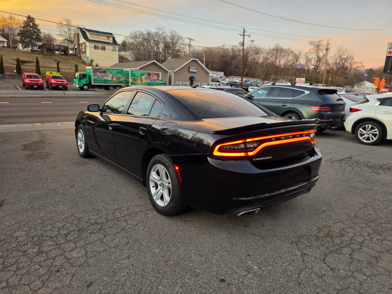 Dodge Charger SXT RWD 2020