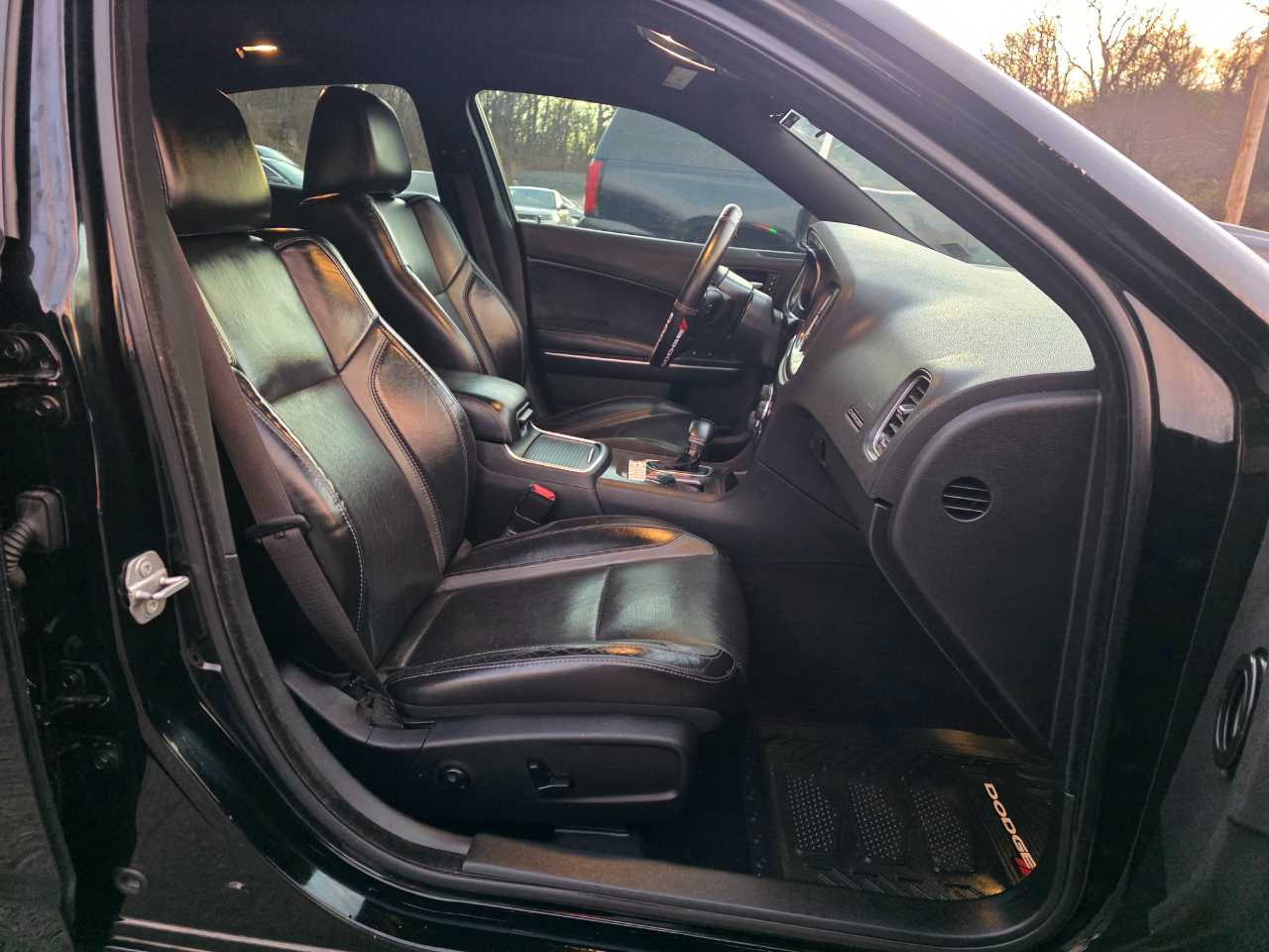 Dodge Charger SXT RWD 2020