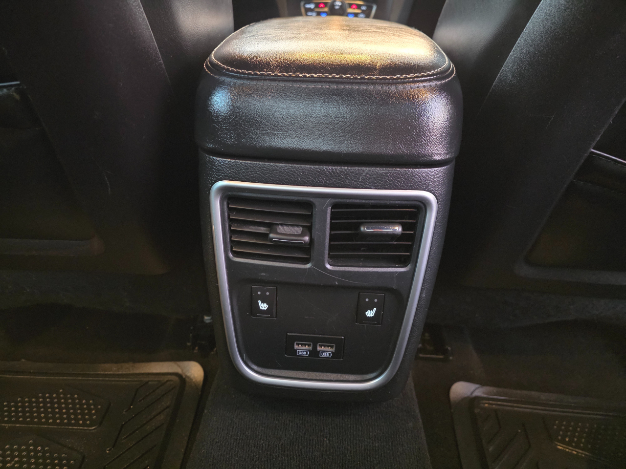 Dodge Charger SXT RWD 2020