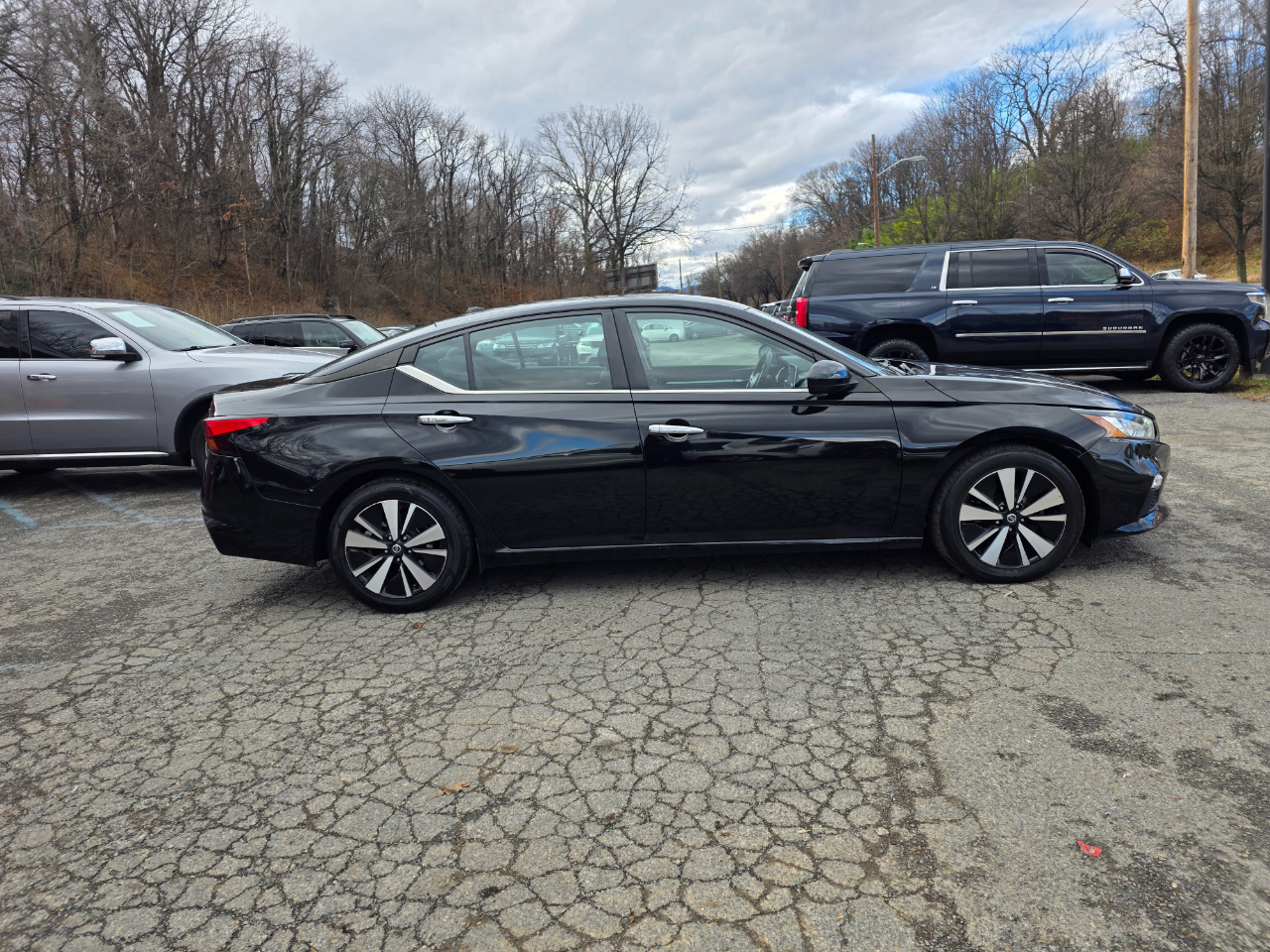Nissan Altima 2.5 SV Sedan 2022