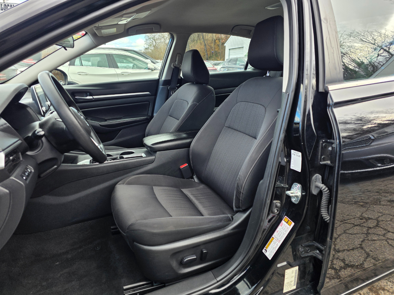 Nissan Altima 2.5 SV Sedan 2022