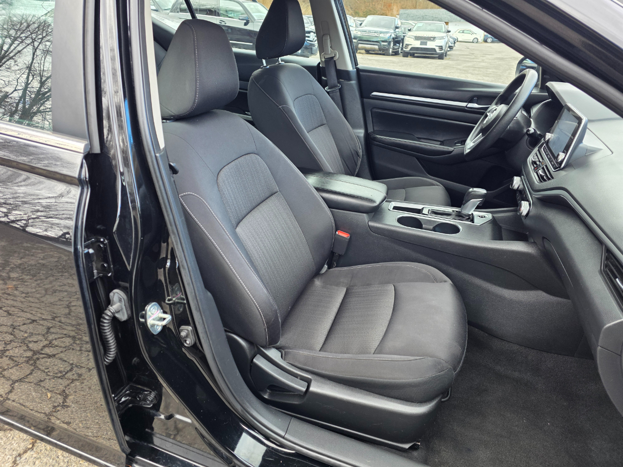 Nissan Altima 2.5 SV Sedan 2022