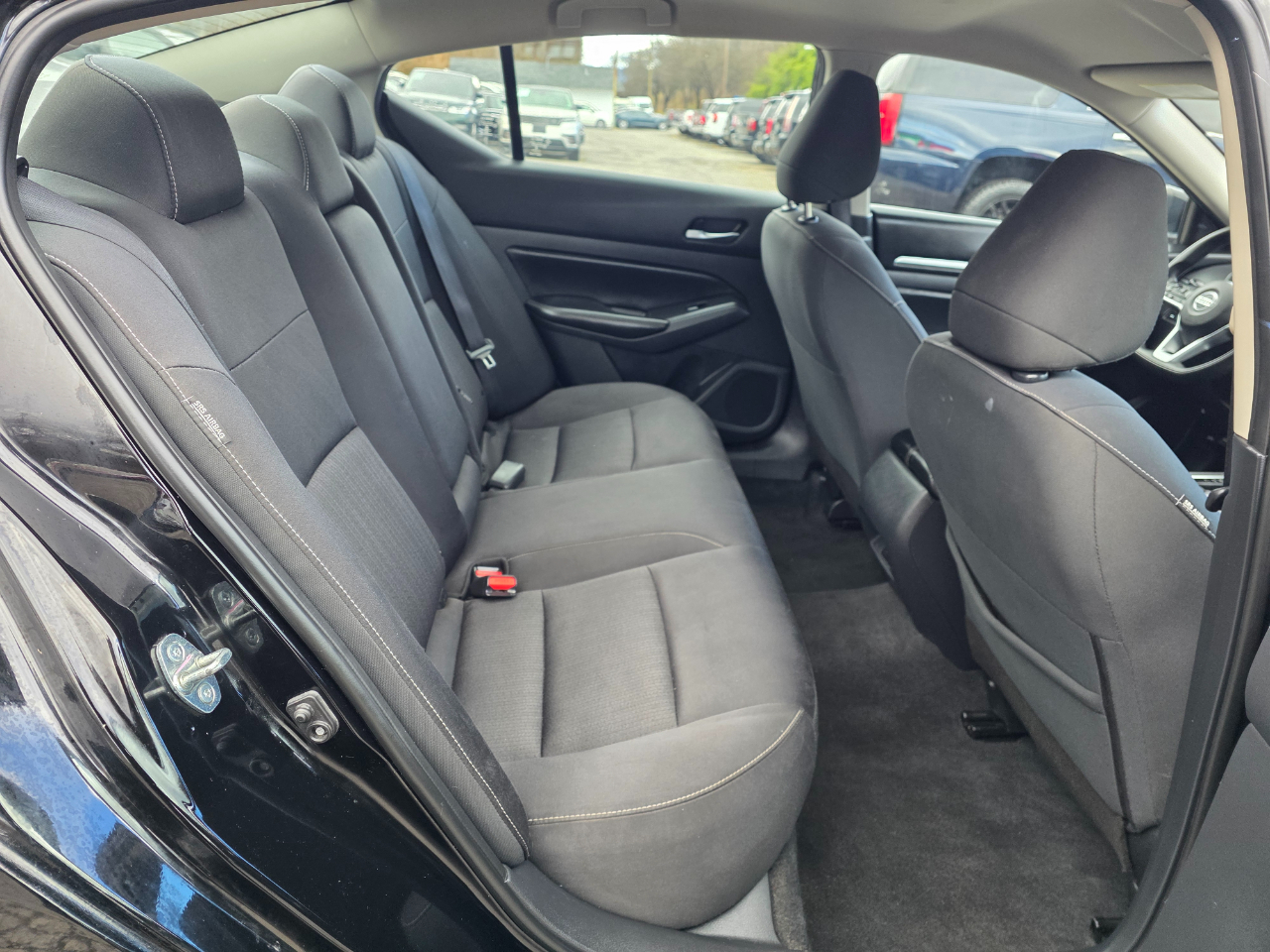 Nissan Altima 2.5 SV Sedan 2022