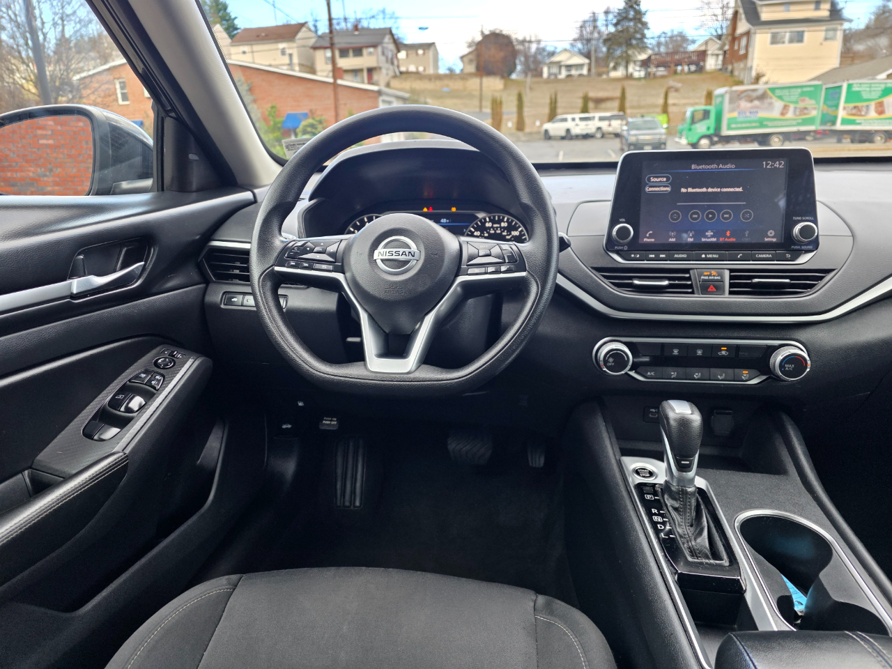 Nissan Altima 2.5 SV Sedan 2022