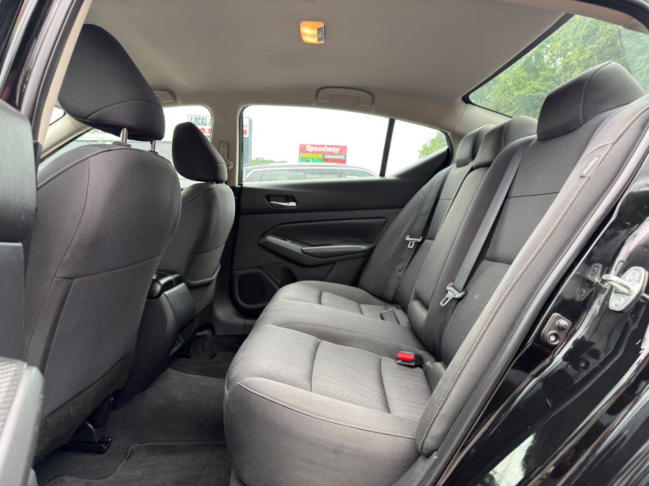 Nissan Altima 2.5 SV Sedan 2022