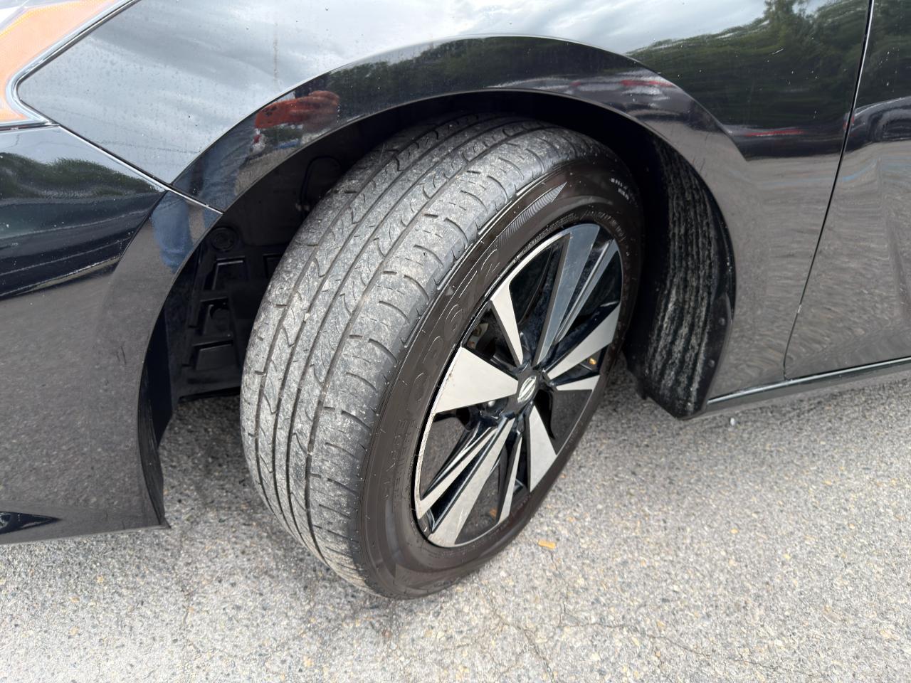 Nissan Altima 2.5 SV Sedan 2022