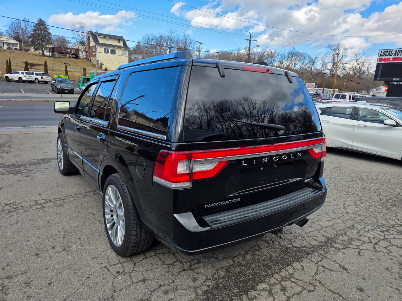 Lincoln Navigator 4WD 4dr Select 2016