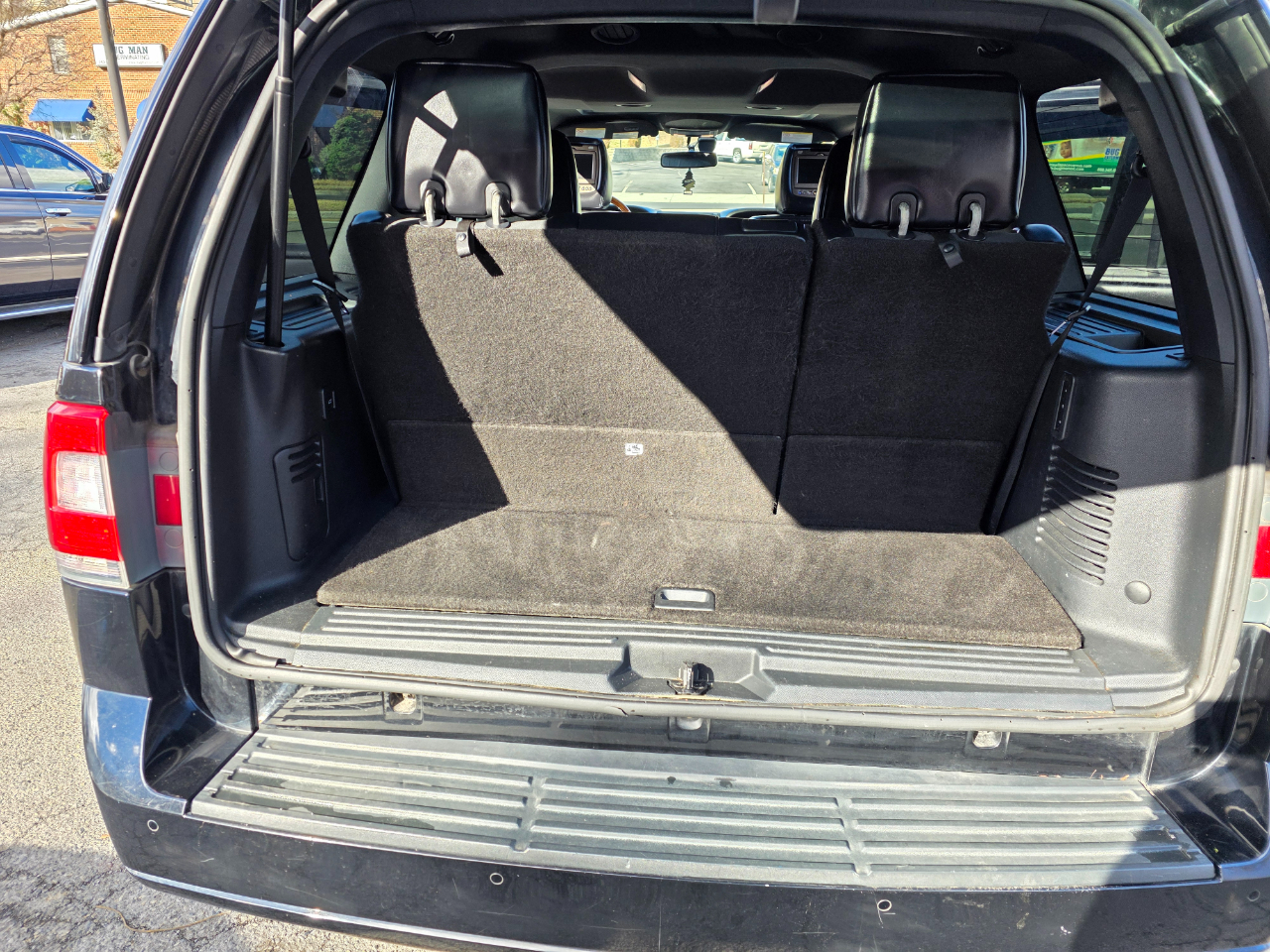 Lincoln Navigator 4WD 4dr Select 2016