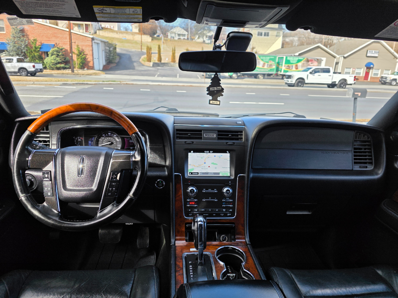 Lincoln Navigator 4WD 4dr Select 2016