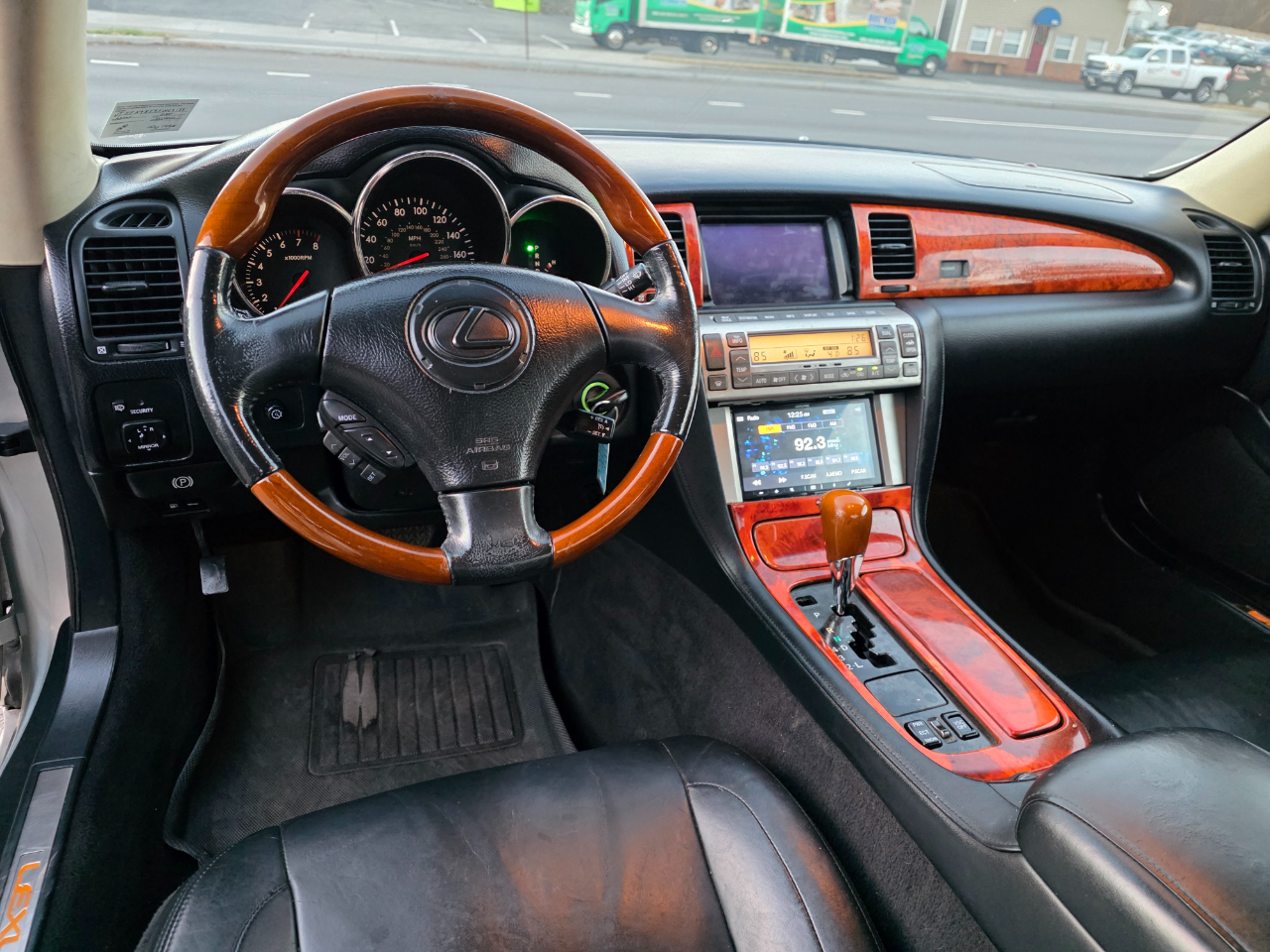 Lexus SC 430 2dr Convertible 2005