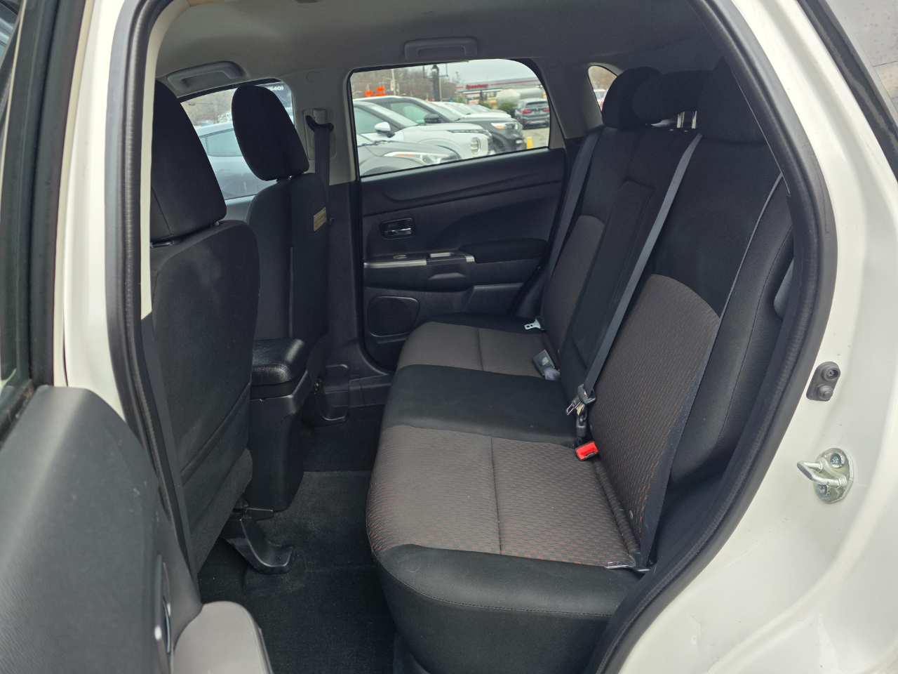 Mitsubishi Outlander Sport ES 2.0 AWC CVT 2018