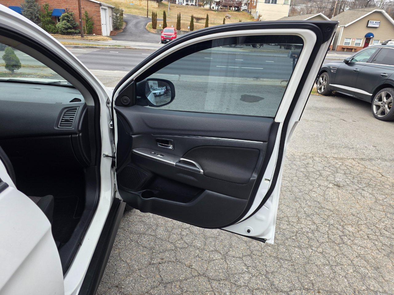 Mitsubishi Outlander Sport ES 2.0 AWC CVT 2018