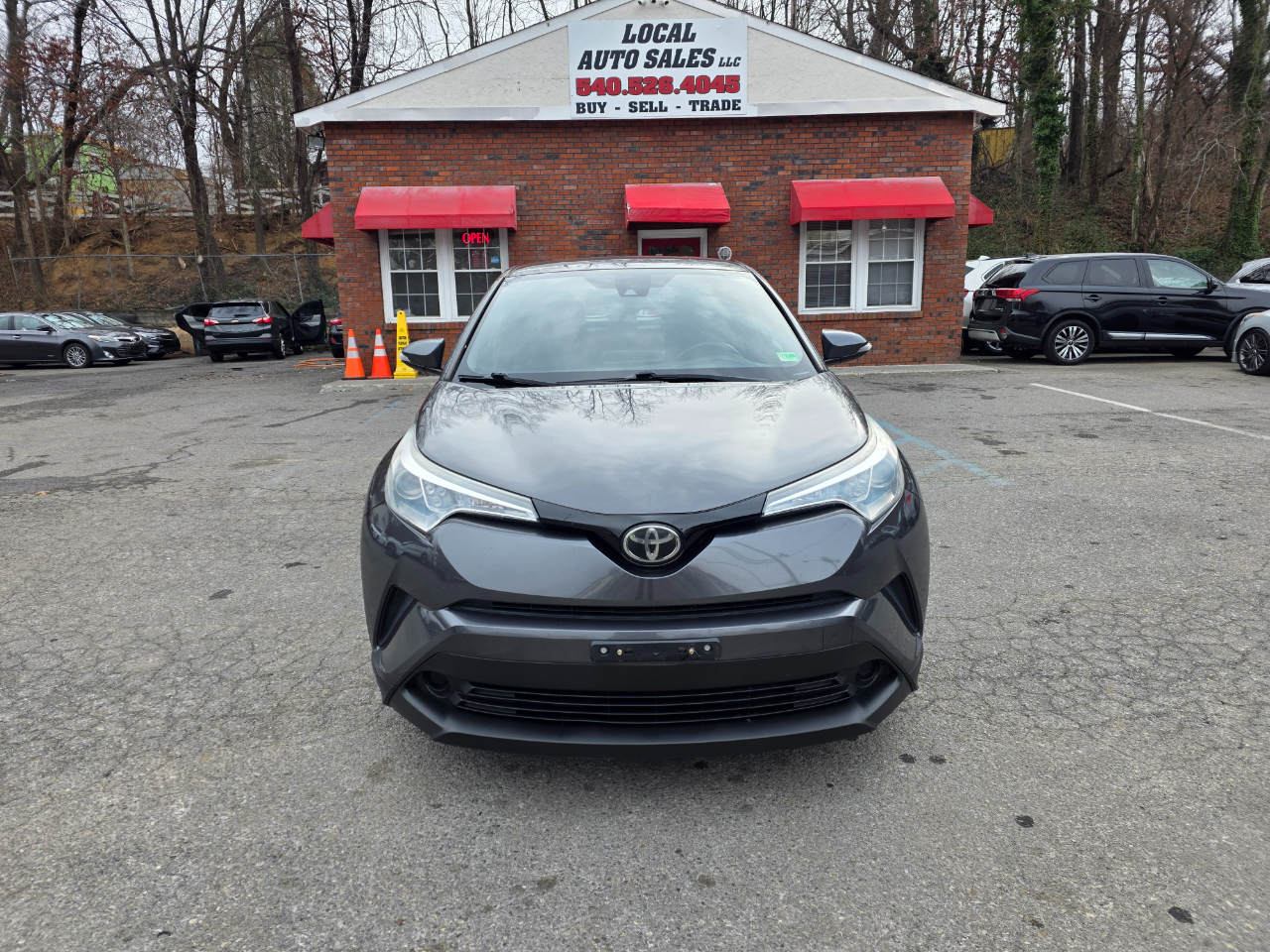 Toyota C-HR XLE FWD (Natl) 2018