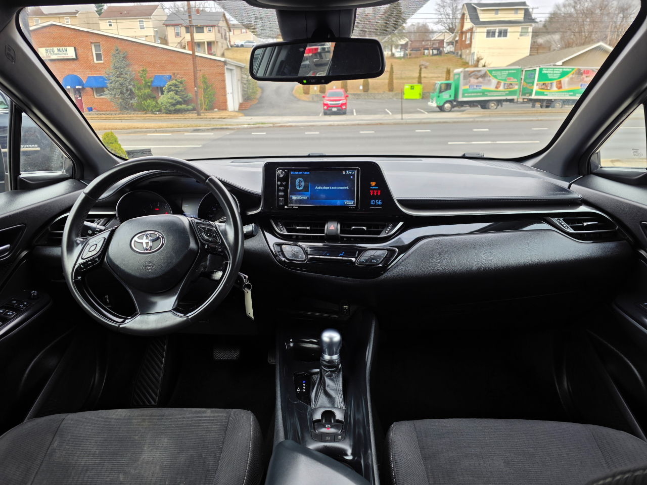 Toyota C-HR XLE FWD (Natl) 2018