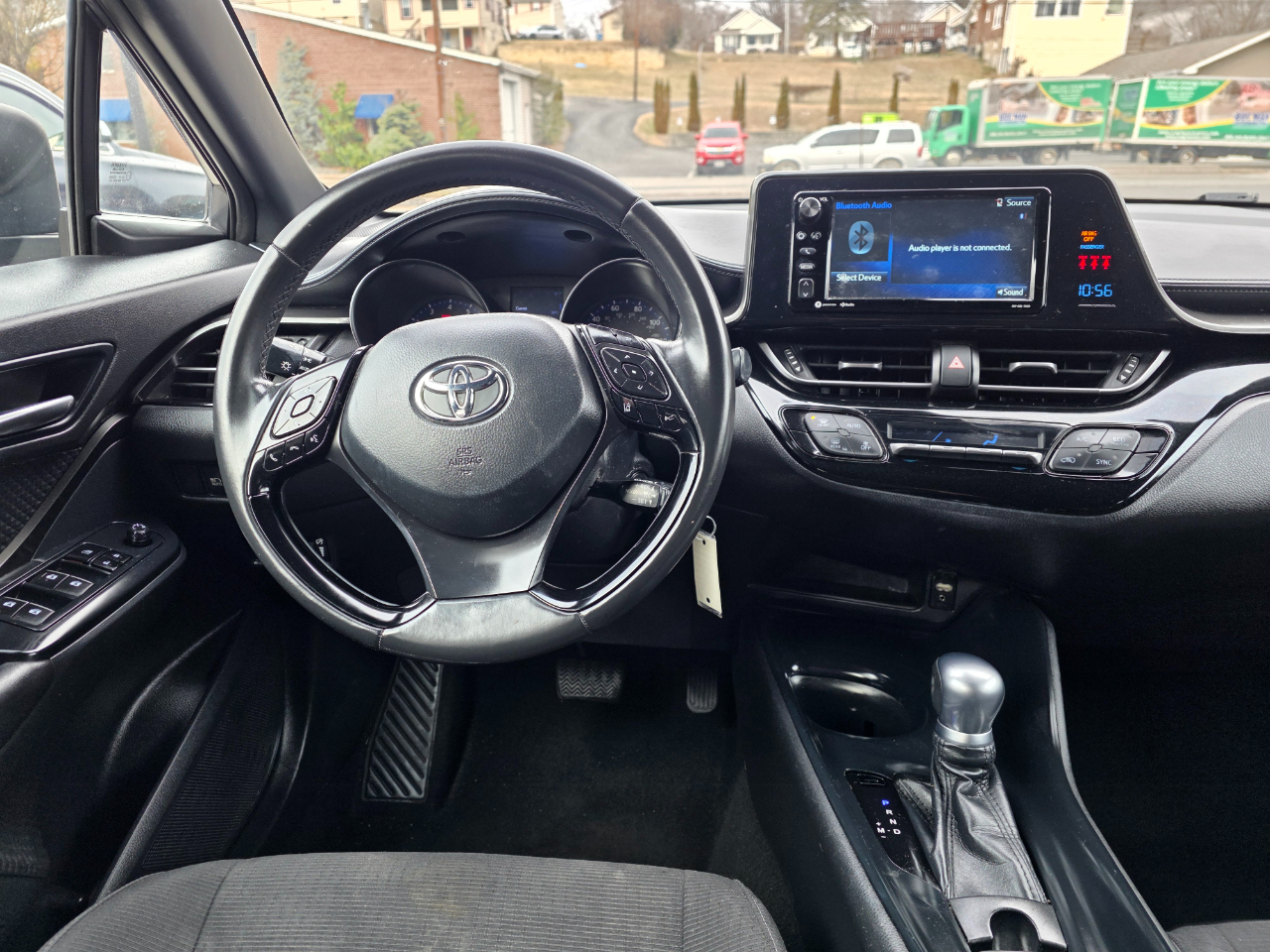 Toyota C-HR XLE FWD (Natl) 2018