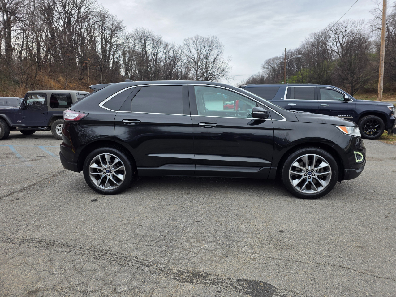 Ford Edge 4dr Titanium AWD 2015