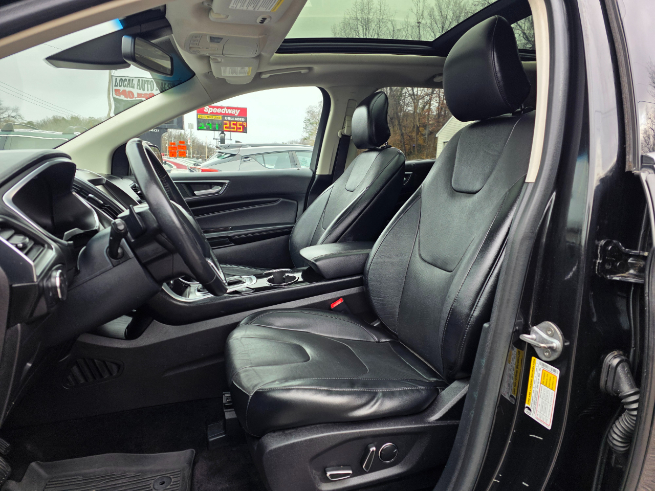 Ford Edge 4dr Titanium AWD 2015