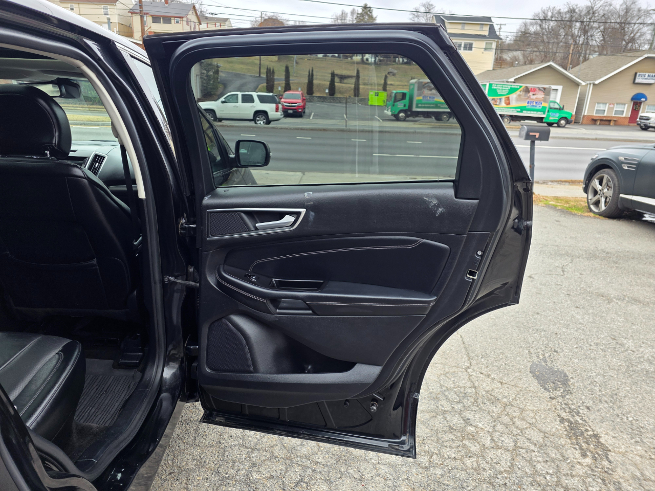 Ford Edge 4dr Titanium AWD 2015