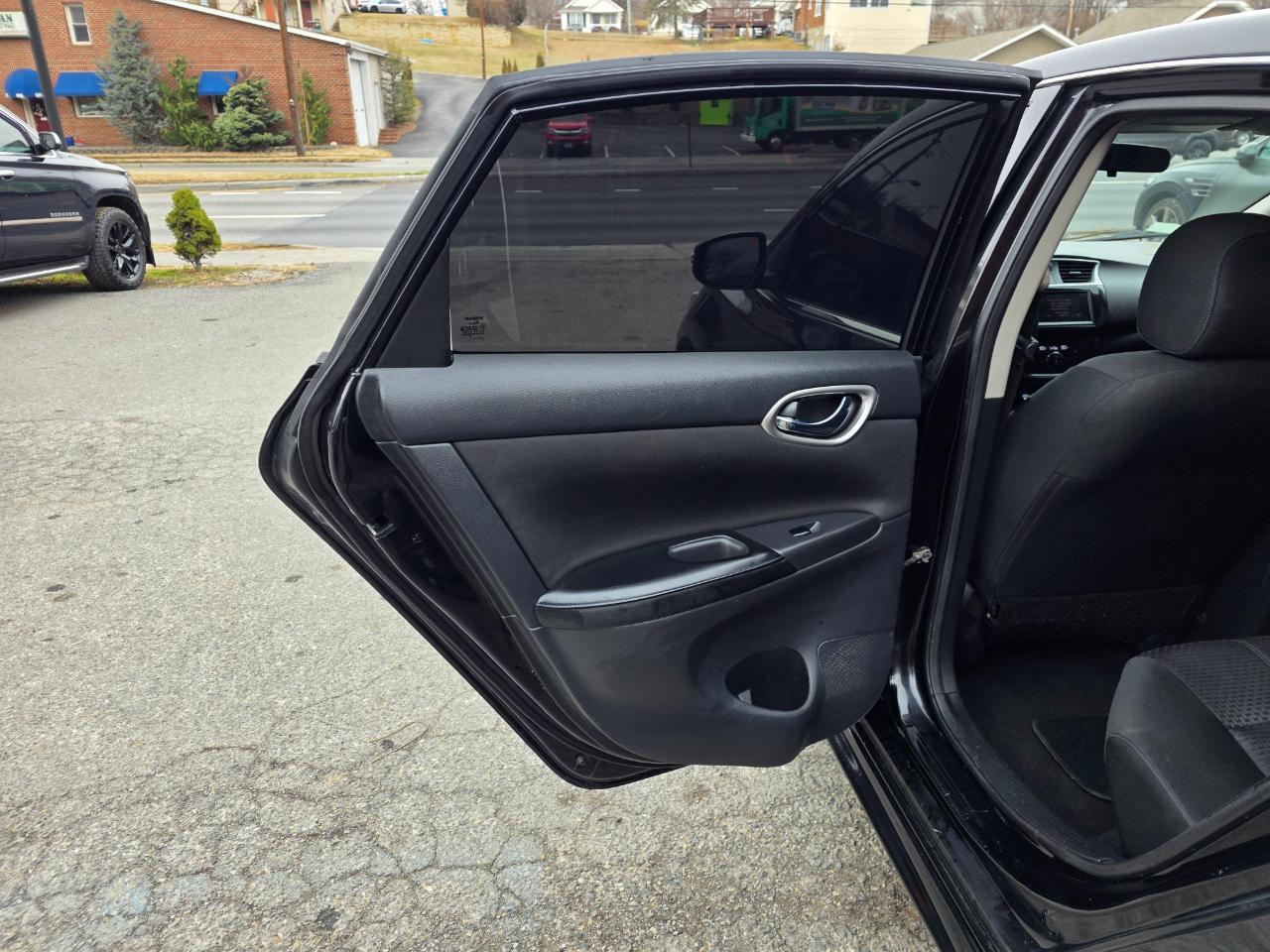 Nissan Sentra SR CVT 2019