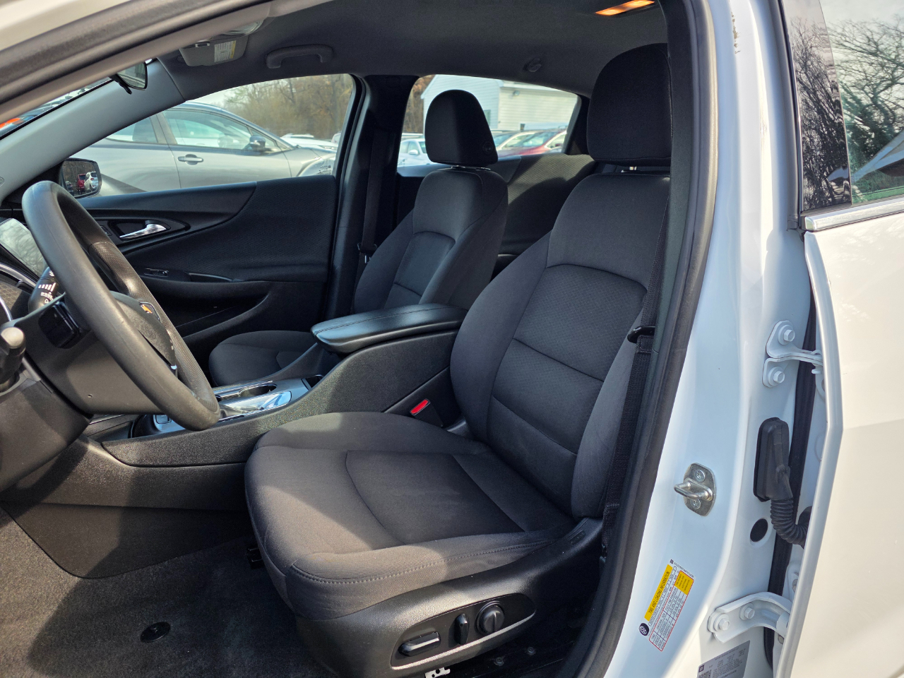 Chevrolet Malibu 4dr Sdn LT 2021