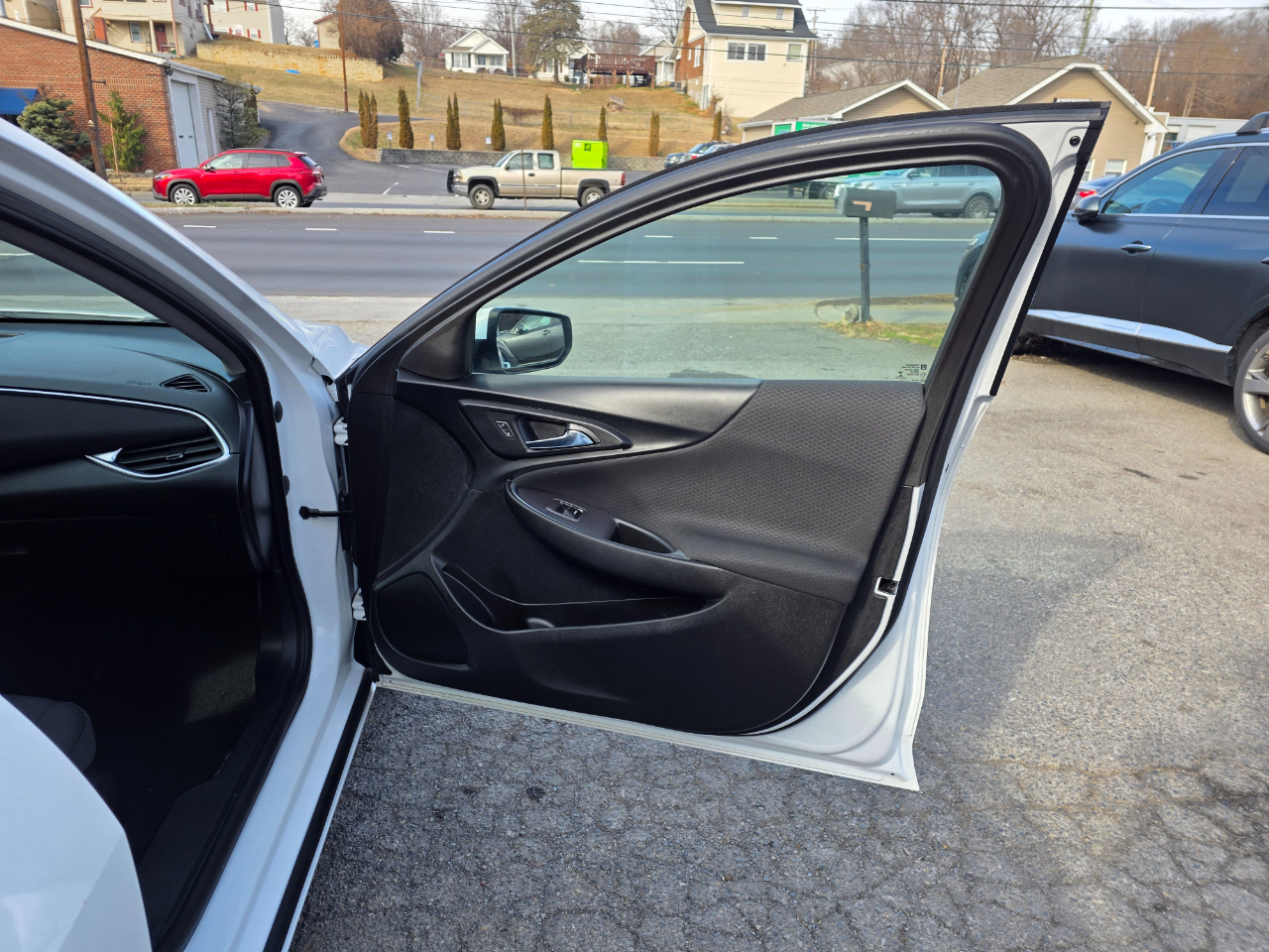 Chevrolet Malibu 4dr Sdn LT 2021