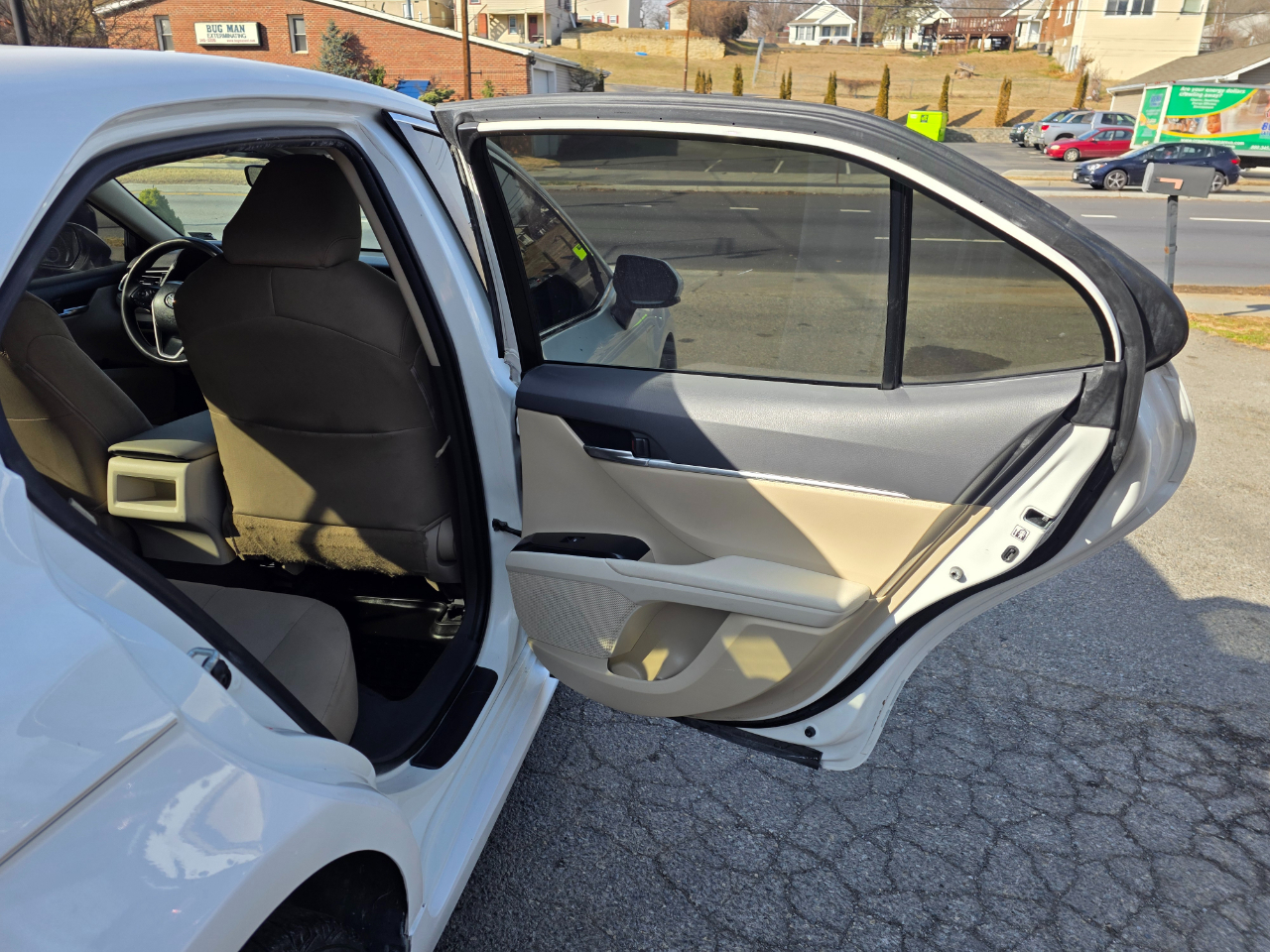 Toyota Camry XLE Auto (Natl) 2018