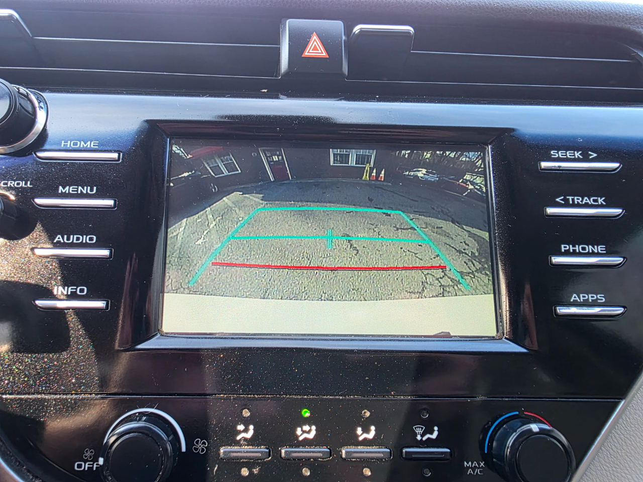 Toyota Camry XLE Auto (Natl) 2018