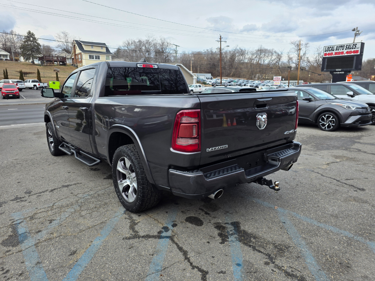 RAM 1500 Laramie 4x4 Crew Cab 6'4" Box 2019