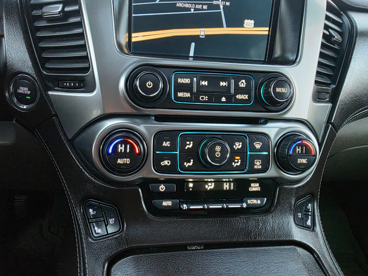 Chevrolet Tahoe 4WD 4dr LTZ 2015