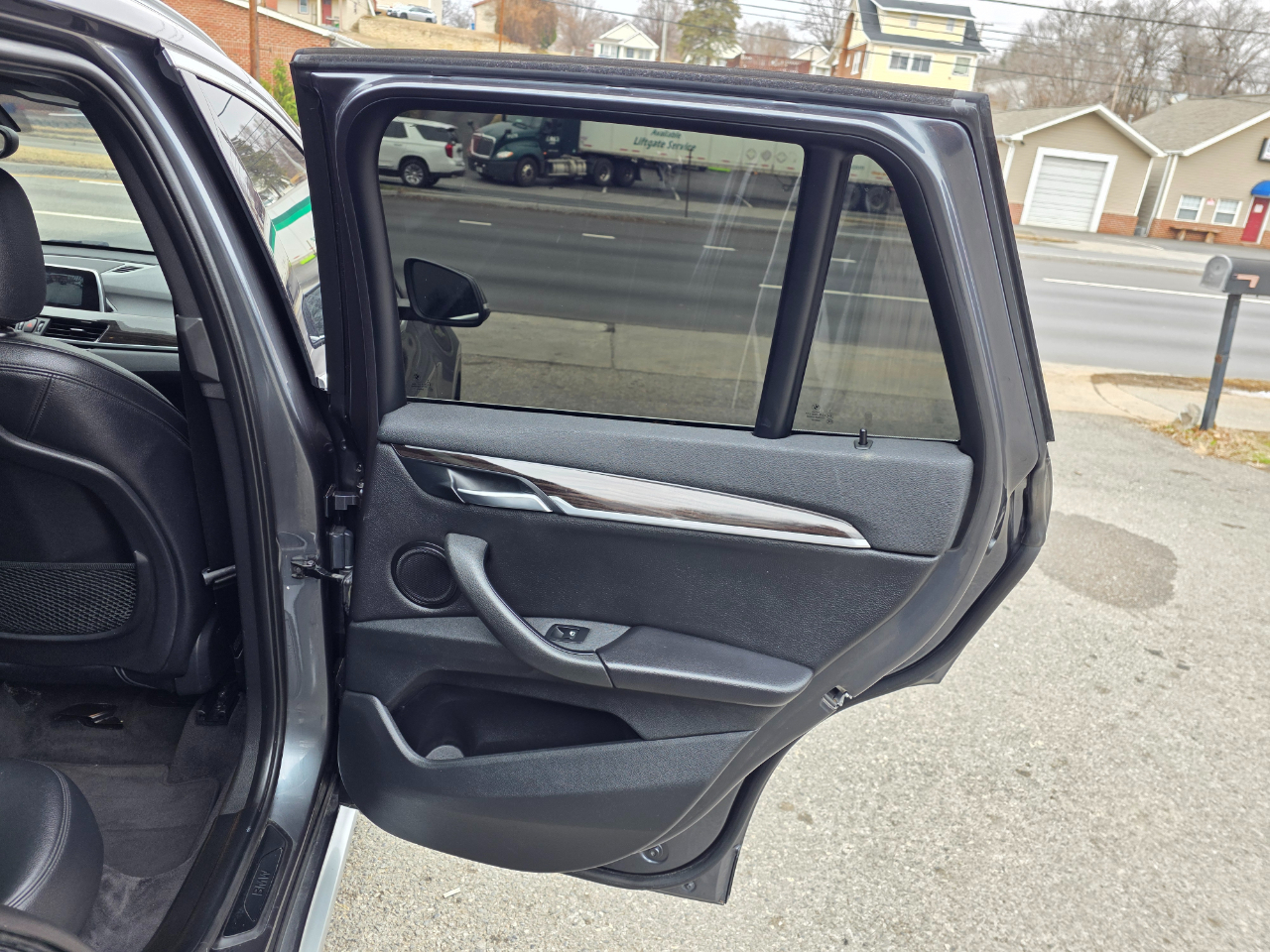 BMW X1 xDrive28i Sports Activity Vehicle 2018