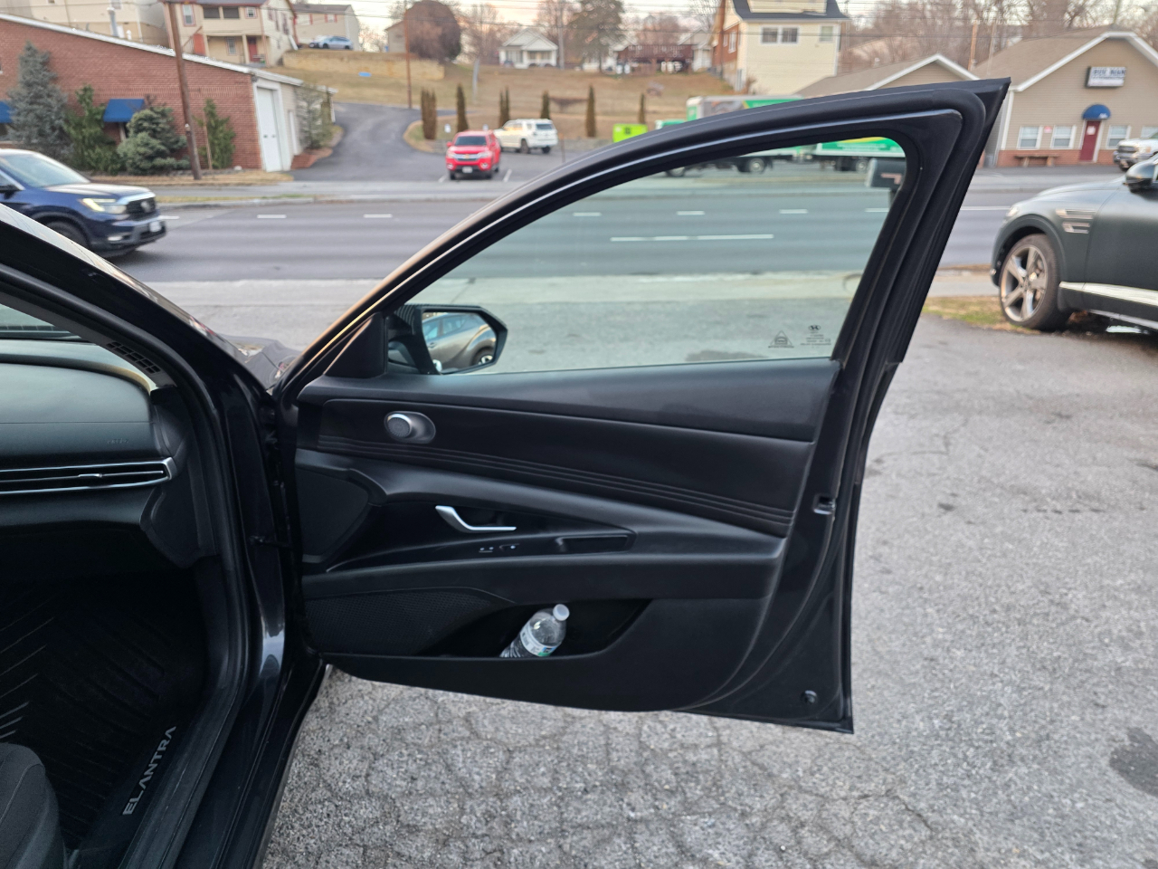 Hyundai Elantra SEL IVT 2023