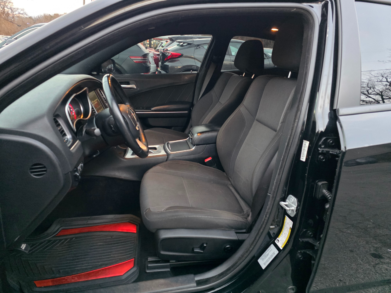 Dodge Charger 4dr Sdn SXT RWD 2016