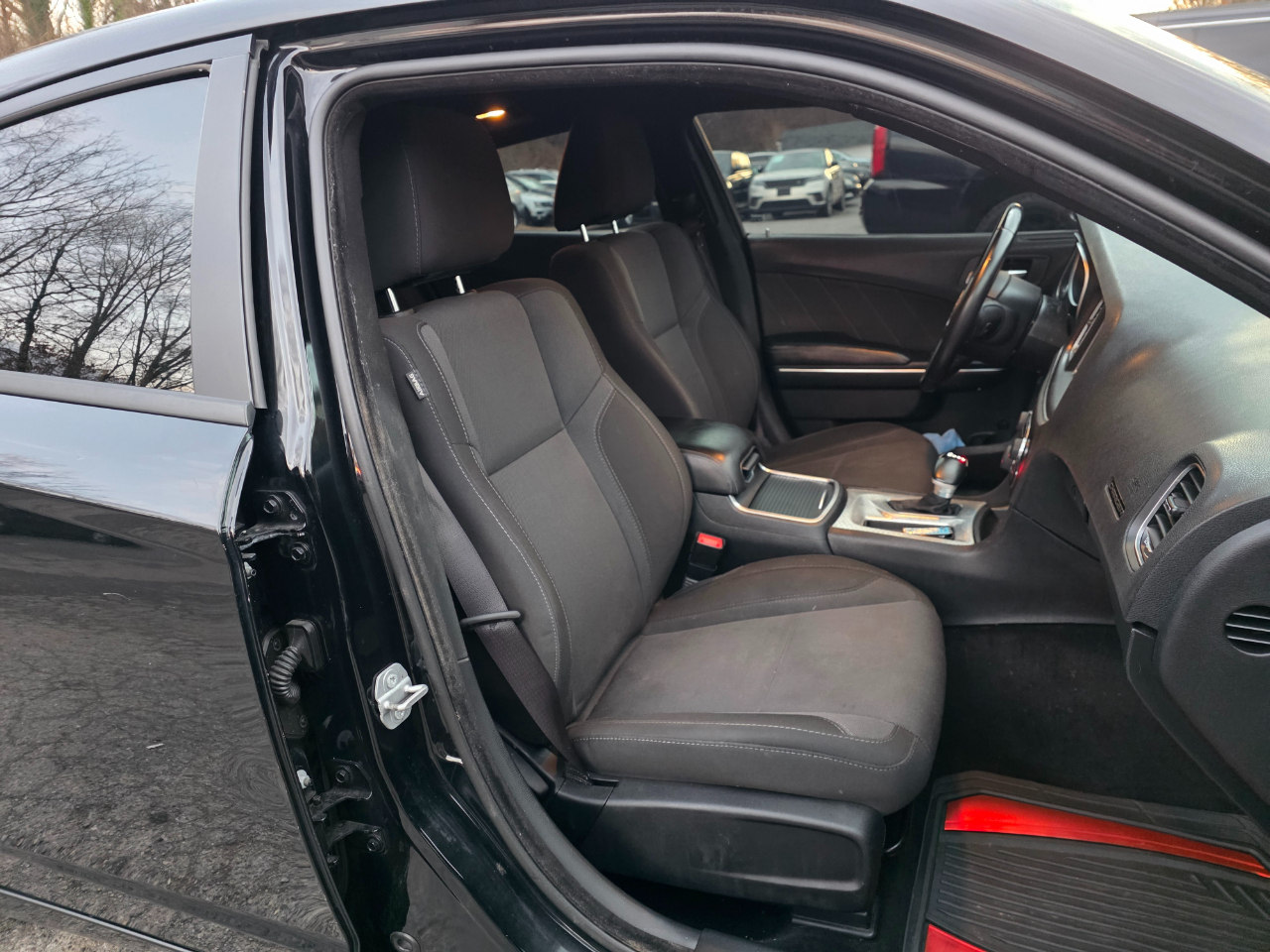 Dodge Charger 4dr Sdn SXT RWD 2016