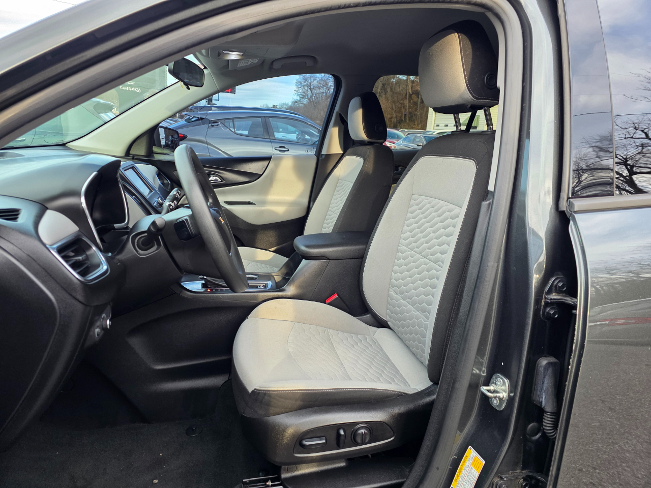 Chevrolet Equinox FWD 4dr LS w/1LS 2019