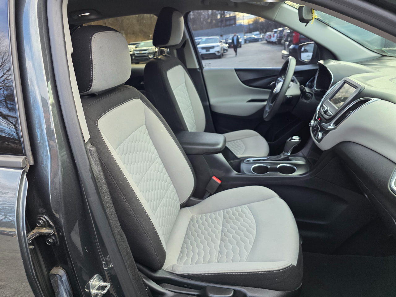 Chevrolet Equinox FWD 4dr LS w/1LS 2019