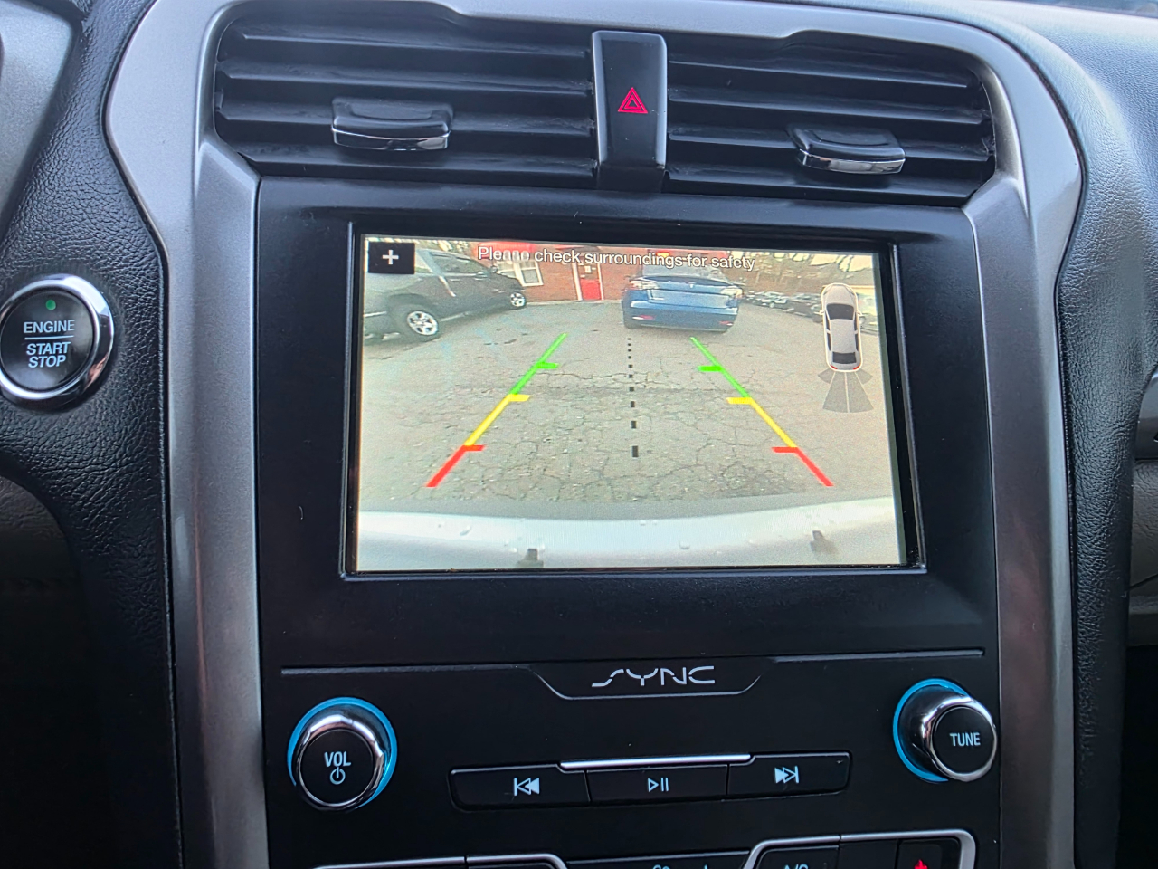 Ford Fusion Hybrid SEL FWD 2019